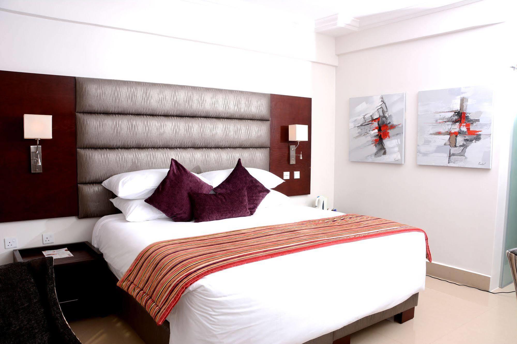 Protea Hotel Asokoro อาบูจา ภายนอก รูปภาพ
